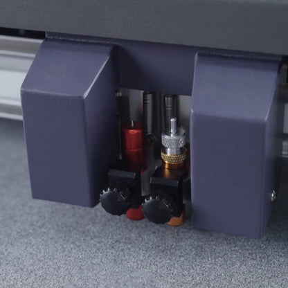 Skycut F3550 Double Head Auto Contour Flatbed Cutting Plotter With Vacuum Adsorbing Built-in Camera for Reflective Film